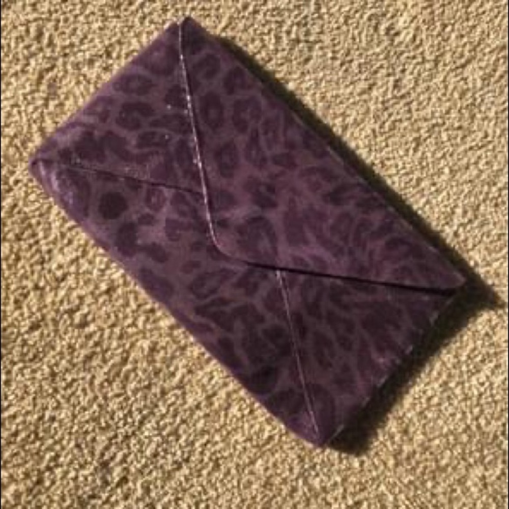 NEW Purple leopard print clutch purse